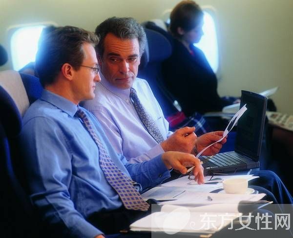 坐飛機(jī)耳朵疼怎么辦 教你五大應(yīng)對(duì)方法