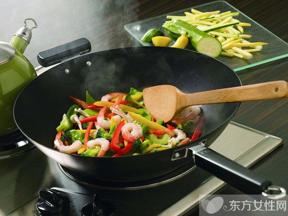 這四個(gè)炒菜習(xí)慣最易致癌 還不趕緊改