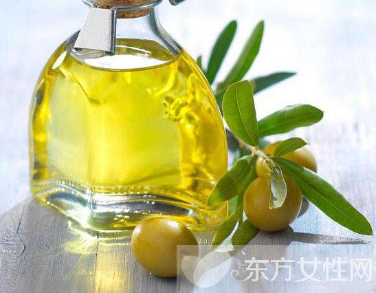 初榨橄欖油的食用方法 橄欖油的好處居然這么多