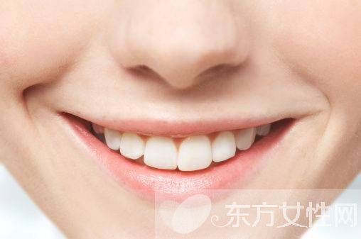 10招快速美白牙齒的方法 多吃含高維C水果也可美白