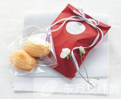 雙蝴蝶結(jié)的系法圖解 原來做雙蝴蝶結(jié)一點都不難