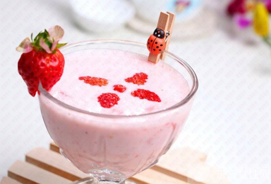 酸奶什么時(shí)候喝最好 喝酸奶有哪些注意事項(xiàng)