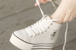 高幫帆布鞋鞋帶系法 一鞋多穿的最佳穿法推薦