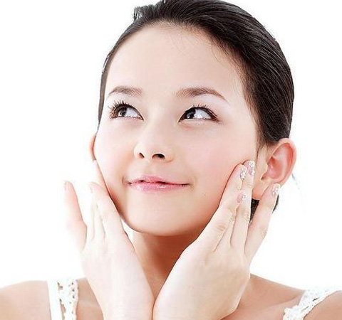 如何對(duì)自己的皮膚進(jìn)行膚質(zhì)判斷