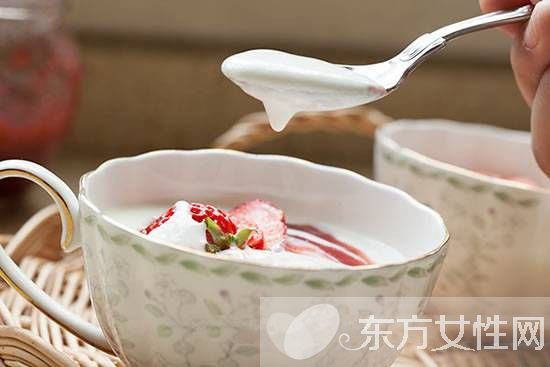 喝酸奶的最佳時間段 女人喝酸奶勝過喝牛奶哦