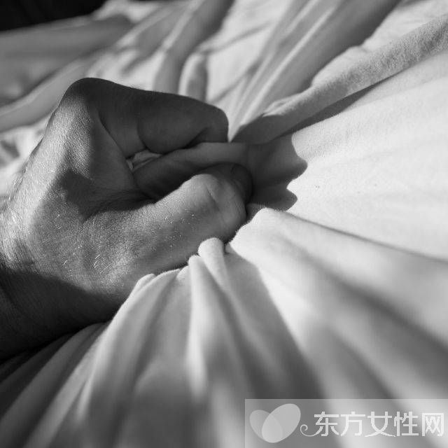 手指麻痹是怎么回事 手指發(fā)麻警惕四種病