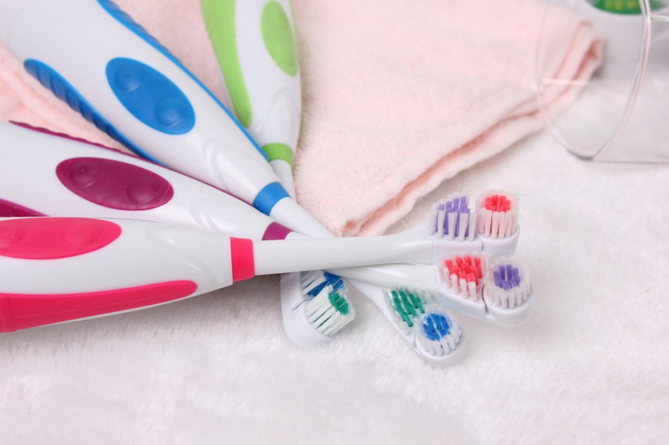 牙刷多久換一次 解讀牙刷正確使用的方法