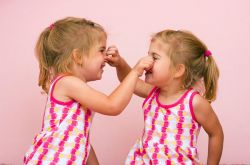 天氣干燥流鼻血怎么辦 這樣迅速止血你做對(duì)了嗎