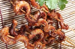 魷魚的營養(yǎng)價(jià)值及功效 魷魚的家常做法推薦