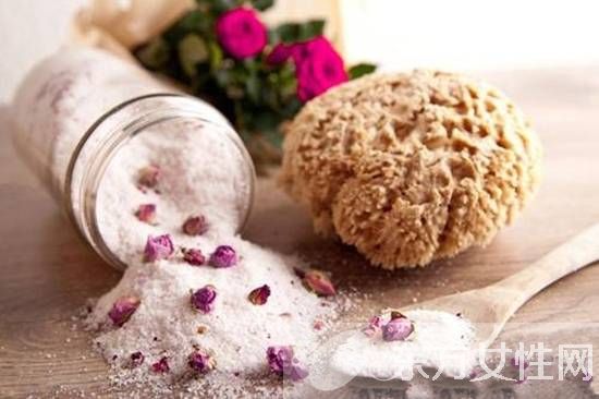 曬黑怎么快速變白 10個美白小偏方告訴你