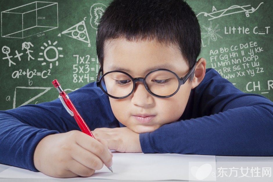 中醫(yī)治療近視眼的方法 日常治療近視的保健方法推薦