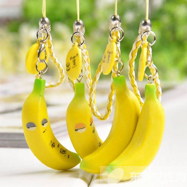 香蕉皮美容的功效與作用 這些DIY香蕉皮面膜很贊哦