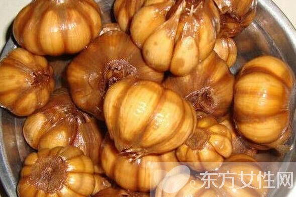 大蒜的家常腌制方法 大蒜的營(yíng)養(yǎng)價(jià)值居然比人參還高