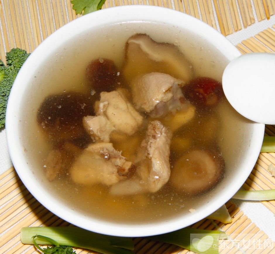 煲湯食譜大全及做法 這些美味湯一定要做給家人嘗嘗