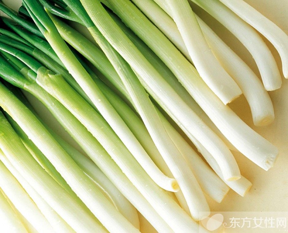 大蔥的功效與作用 這些食物放在一起吃就遭啦