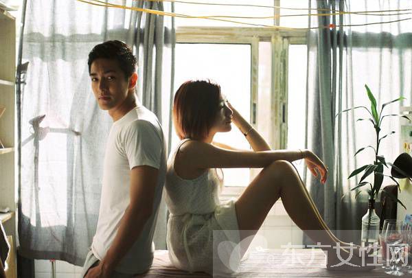 經(jīng)歷是流經(jīng)裙邊的水 婚姻與性是可以分開的