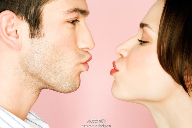 讓男人寵愛(ài)你一輩子的10個(gè)小方法