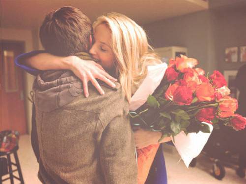 女人為什么會喜歡挽男人手臂 揭女性八大心理隱私