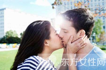 婚戀心理 讓男人離不開你的七種變身術(shù)