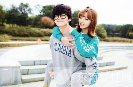 女人撒嬌最好命 男人愛到停不下來