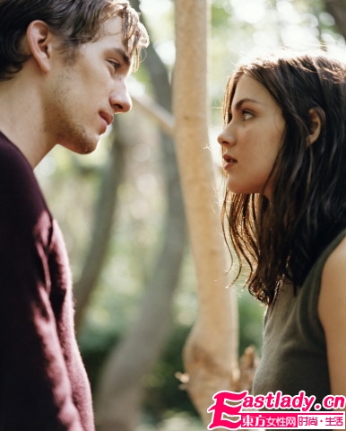 五種愛情成長加速劑讓他吃醋
