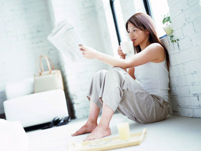 口述 老公嫌我平胸 樂意看閨蜜抖動雙峰