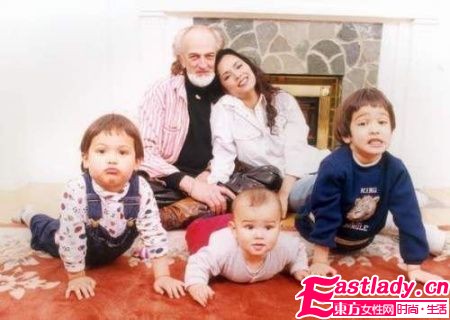 實(shí)力女星變身離婚達(dá)人 婚姻造就星路別樣魅力風(fēng)采