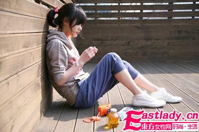 老公把我身體當(dāng)藝術(shù)品撫摸