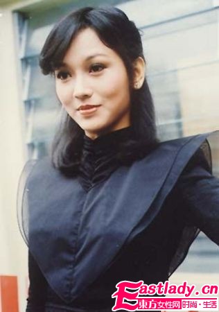 實力女星變身離婚達(dá)人 婚姻造就星路別樣魅力風(fēng)采