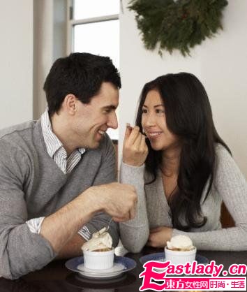 親密愛(ài)侶之間應(yīng)做的7個(gè)互動(dòng)