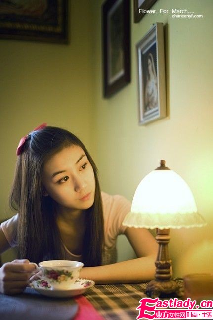 老公加班時總有個紅顏知己