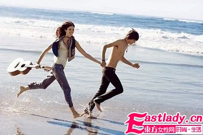 結(jié)婚前幾天他在歌廳叫小姐