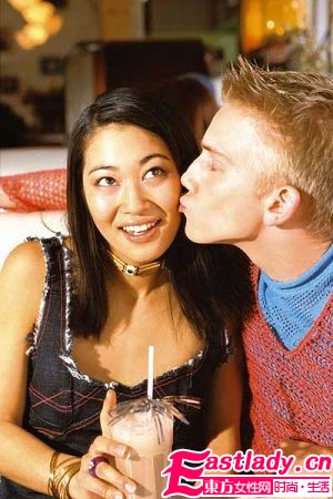 沉醉那段讓人迷失的姐弟戀