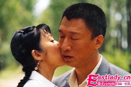 娛樂圈明星的珍貴初吻獻(xiàn)給了誰