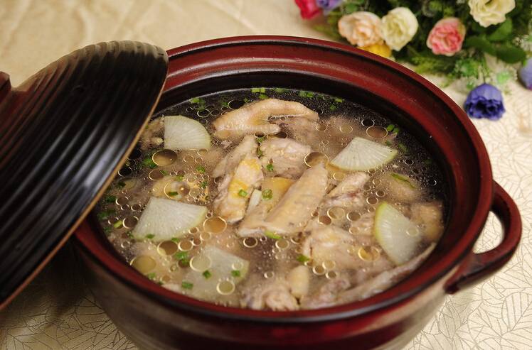 藥膳雞湯的做法 學(xué)會(huì)這招雞湯輕松搞定