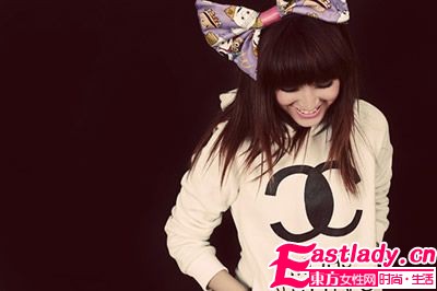 糾結(jié)忍受電話里小三的床語