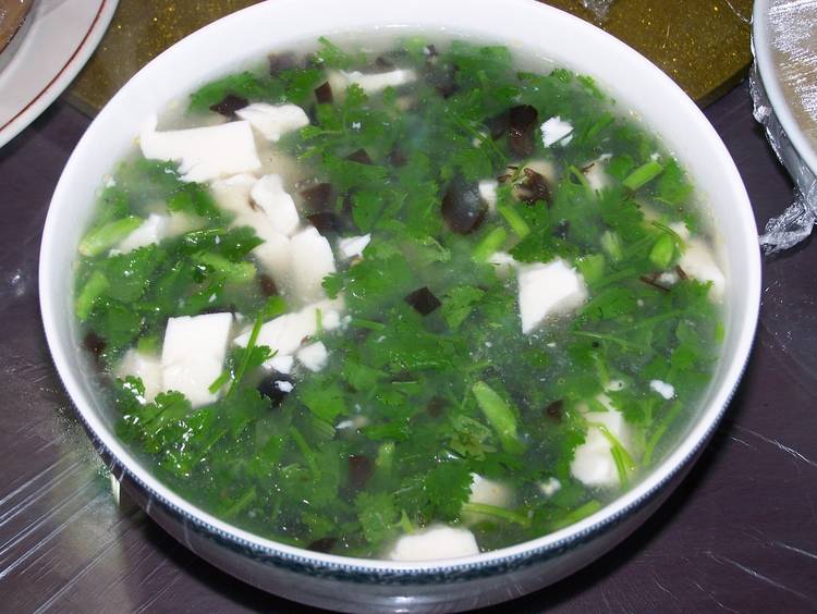 菠菜豆腐湯的家常做法 即好喝又營養(yǎng)