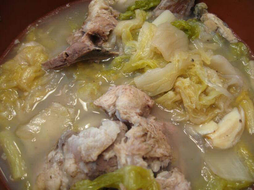 酸菜燉排骨是什么地方的菜 揭酸菜燉排骨做法