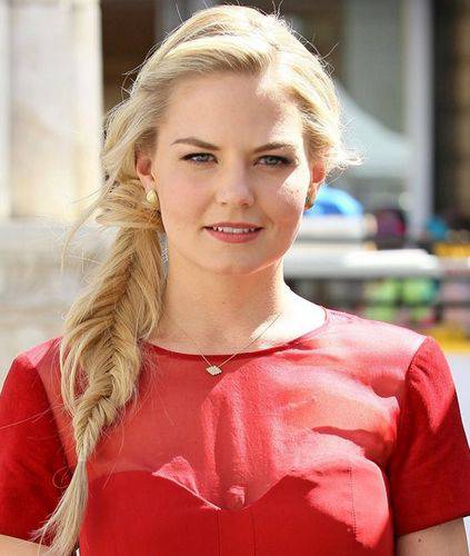 2016看歐美女星演繹時(shí)尚精致新娘發(fā)型