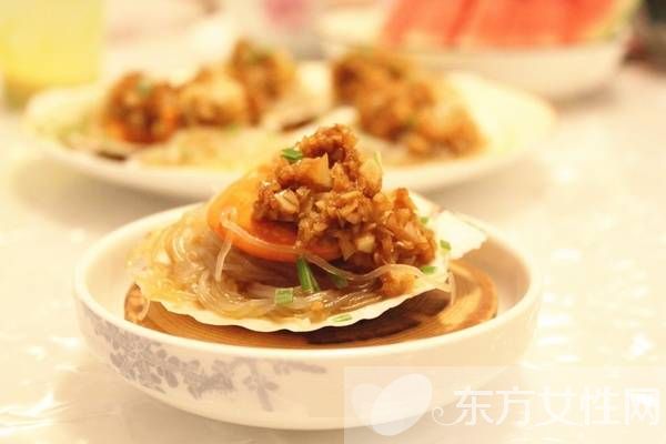 蒜蓉粉絲蒸扇貝做法 肉嫩多汁營養(yǎng)又美味