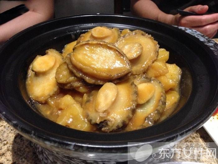 鮑魚的營養(yǎng)價(jià)值及功效 鮑魚的美味家常做法推薦