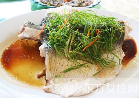 如何做清蒸魚 蒸魚的七個秘密八種做法