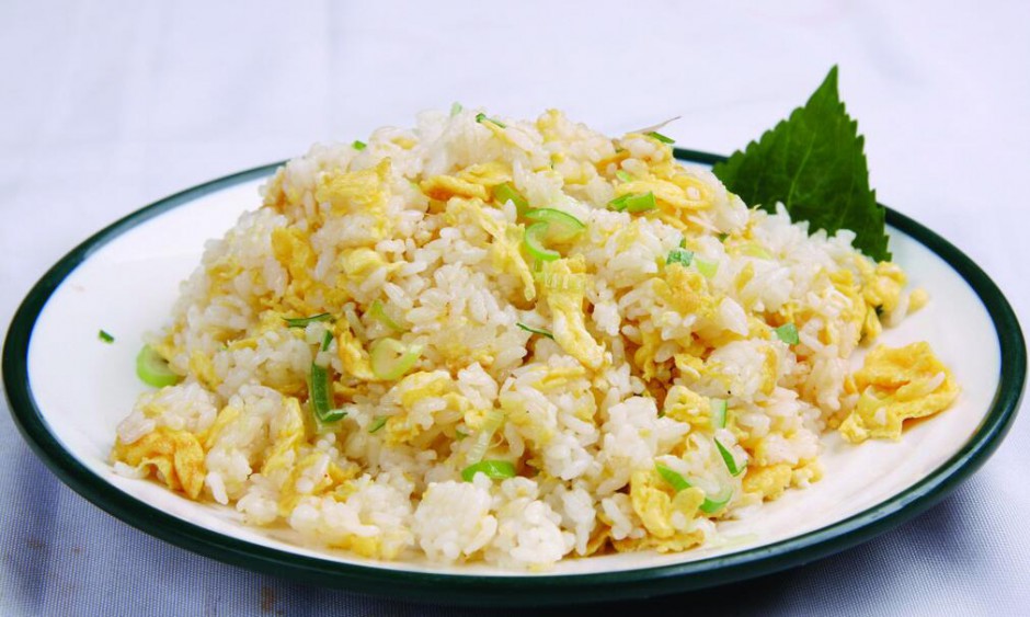 6大訣竅教你雞蛋炒飯?jiān)趺醋鲎詈贸?  p=
