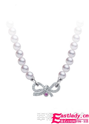 純潔優(yōu)雅 時尚珍珠扮靚冬日新娘