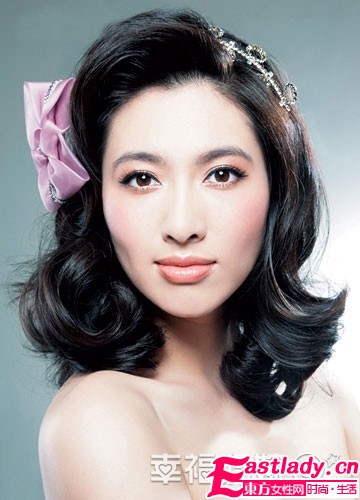 優(yōu)雅新娘蝴蝶結(jié)發(fā)箍 被幸福包圍著