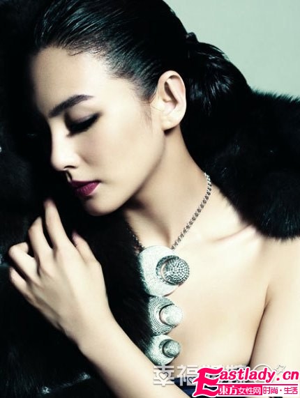 張雨綺華麗大片 傾情演繹冷艷新娘珠寶