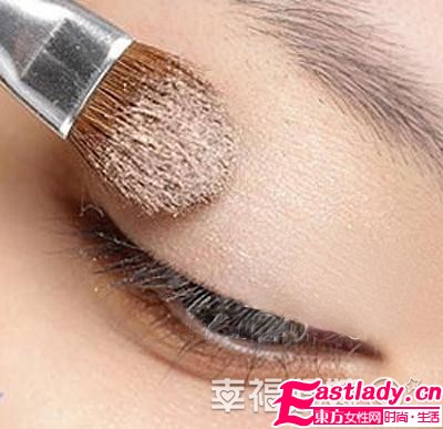 學(xué)畫新娘眼妝 輕松打造 赫敏 魔法電眼