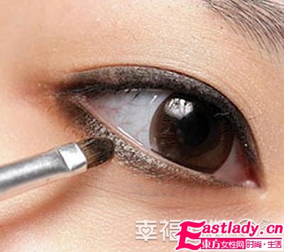 學(xué)畫(huà)新娘眼妝 輕松打造 赫敏 魔法電眼