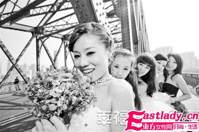 帶著伴娘拍婚紗照 伴娘團俏麗 女人幫