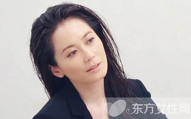 俞飛鴻結(jié)婚了嗎 揭45歲俞飛鴻不婚背后的秘密